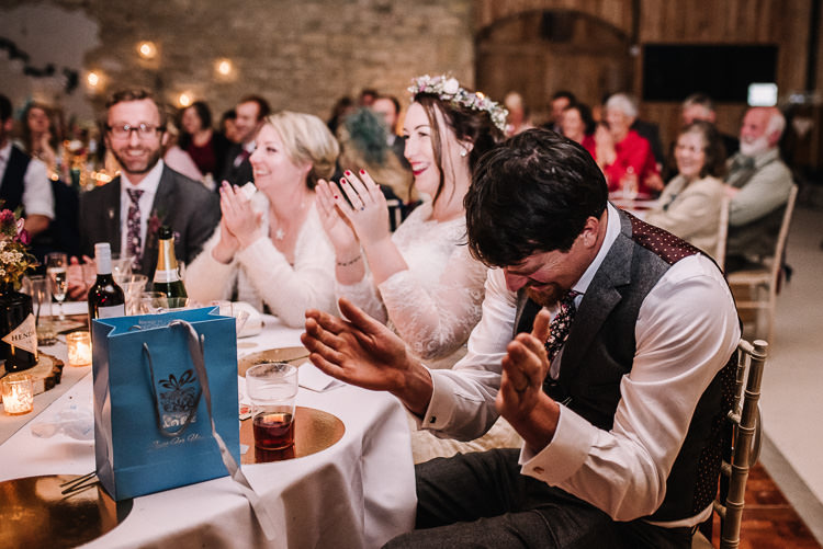 Luxe Rustic Autumn Berry Wedding http://www.oobaloosphotography.co.uk/