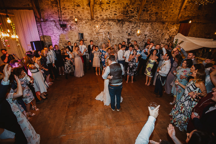 Colourful DIY Floral Luxe Barn Wedding http://www.joemather-photography.co.uk/