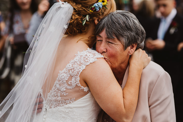 Colourful DIY Floral Luxe Barn Wedding http://www.joemather-photography.co.uk/