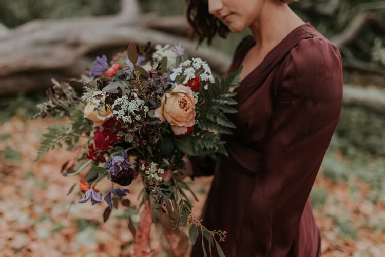 Bouquet Flowers Bride Bridal Wild Natural Rose Greenery Autumn Hygge Wedding Ideas http://meganelle.co.uk/