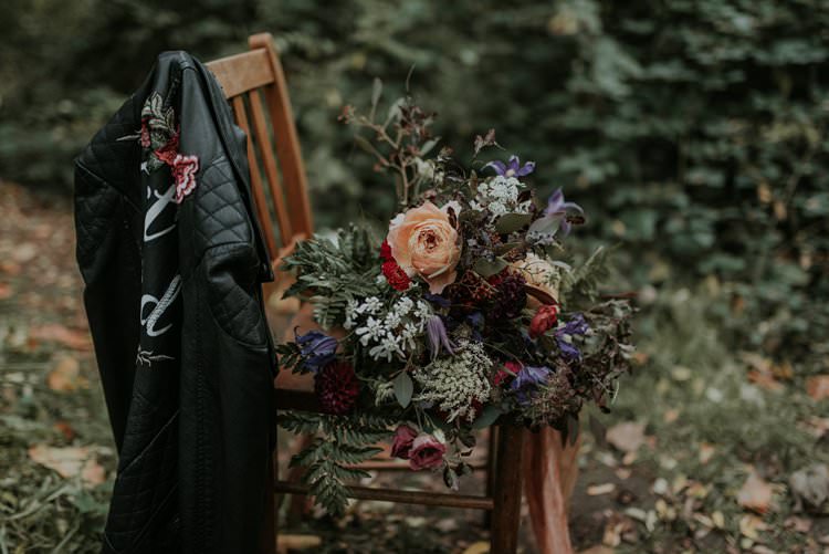Bouquet Flowers Bride Bridal Wild Natural Rose Greenery Autumn Hygge Wedding Ideas http://meganelle.co.uk/