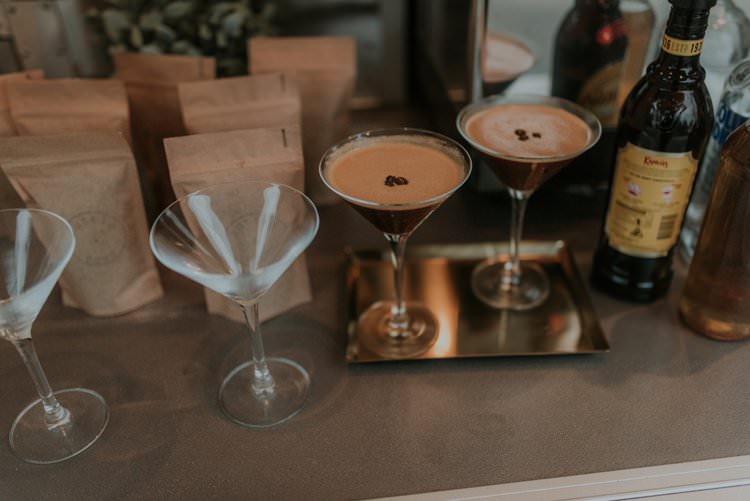 Cocktails Autumn Hygge Wedding Ideas http://meganelle.co.uk/