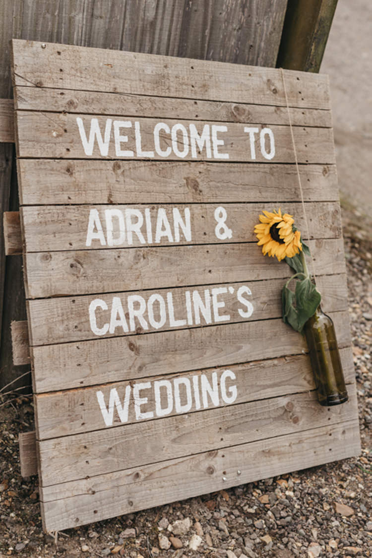 Creative Yellow Grey Barn Wedding http://www.hajley.com/