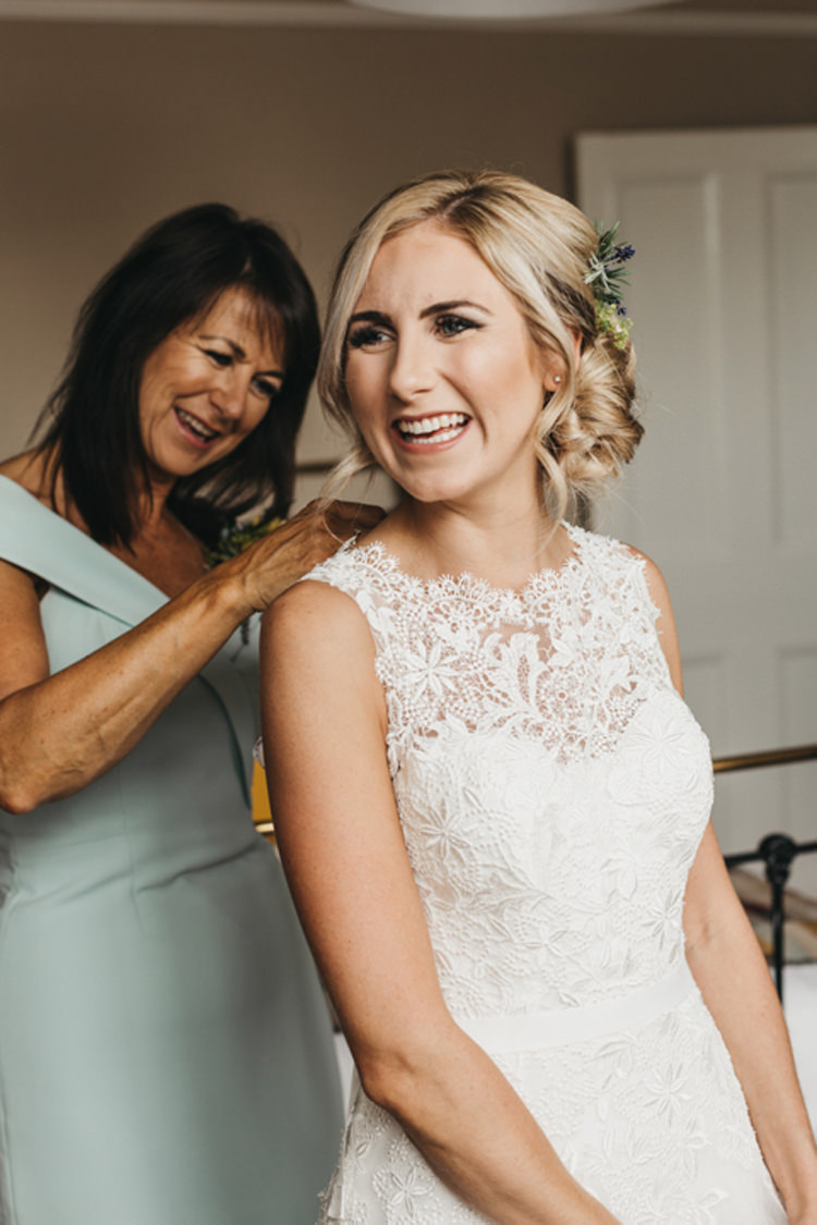 Creative Yellow Grey Barn Wedding http://www.hajley.com/