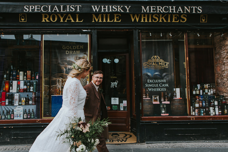 Wedding Bride Groom Greenery Bouquet City Photography Streets Whisky Shop Scotland | Cool Edinburgh City Elopement http://www.arcadiancity.co.uk/