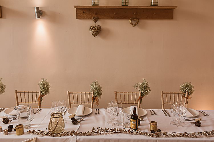 Beautiful Vibrant Dark Red Autumn Wedding http://thespringles.com/