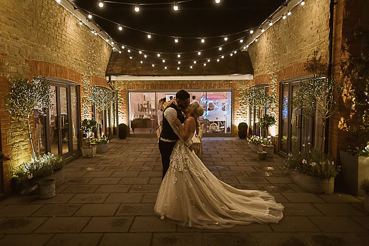 Beautiful Vibrant Dark Red Autumn Wedding http://thespringles.com/