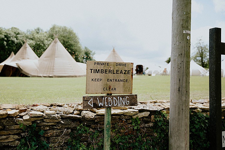 Mega Laid Back Festival Party Wedding http://www.jessicawilliams.photography/