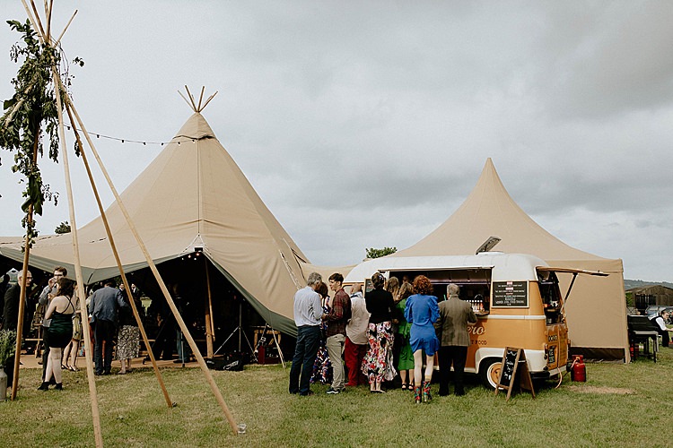 Mega Laid Back Festival Party Wedding http://www.jessicawilliams.photography/