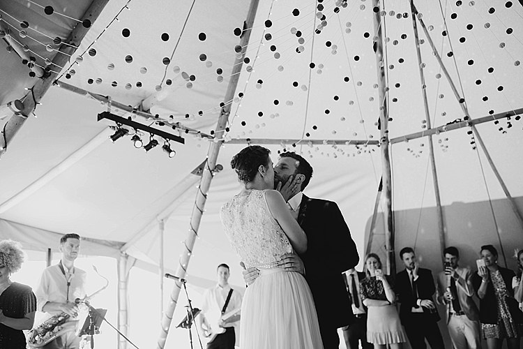 Mega Laid Back Festival Party Wedding http://www.jessicawilliams.photography/