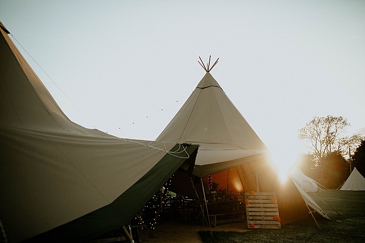 Tipis Mega Laid Back Festival Party Wedding http://www.jessicawilliams.photography/