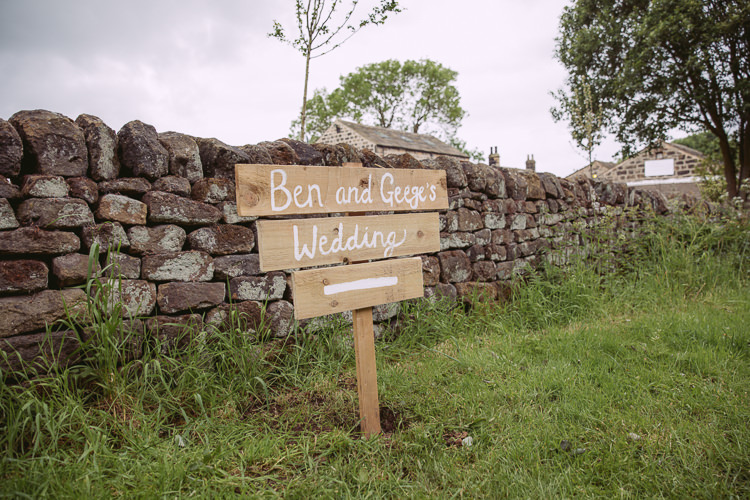 Painted Wooden Sign Gorgeous Gold Navy Wow Factor Wedding http://hayleybaxterphotography.com/