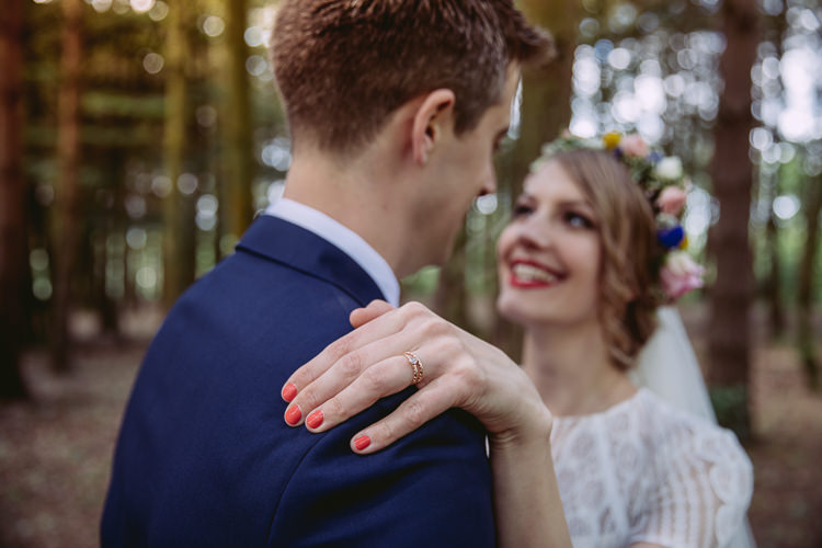 Rose Gold Rings Bride Bridal Manicure Nails Gorgeous Gold Navy Wow Factor Wedding http://hayleybaxterphotography.com/