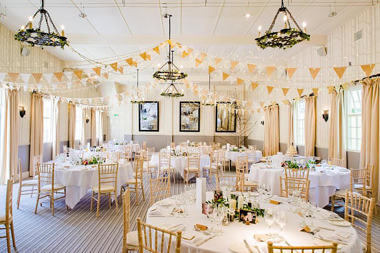 Wedding Vendors UK Supplier Directory https://www.cotswold-inns-hotels.co.uk/hare-and-hounds-hotel/weddings/