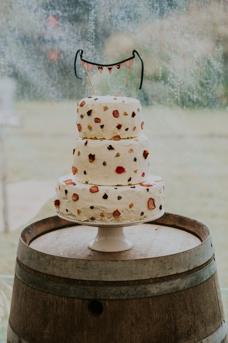 Cake Buttercream Meringue Petal Bunting Barrel Rustic Country Fun Autumn Farm Wedding http://natalyjphotography.com/