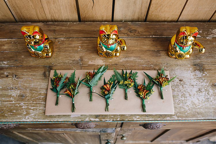 Buttonholes Tropical Countryside Tipi Wedding https://parkershots.com/