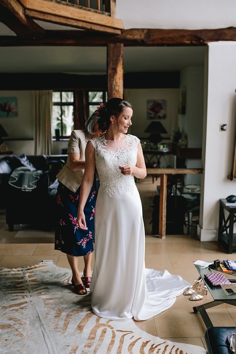 Gatsby Justin Alexander Silk Lace Dress Gown Bride Bridal Tropical Countryside Tipi Wedding https://parkershots.com/
