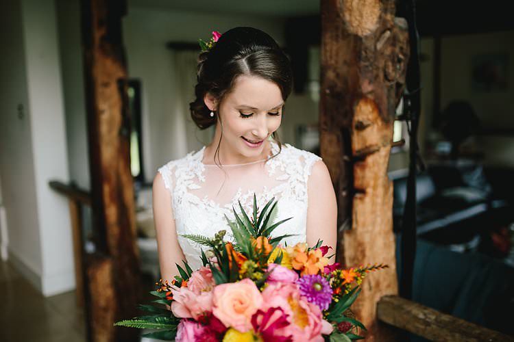 Tropical Countryside Tipi Wedding https://parkershots.com/