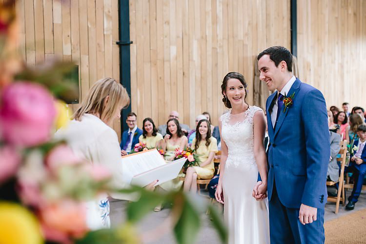 Tropical Countryside Tipi Wedding https://parkershots.com/