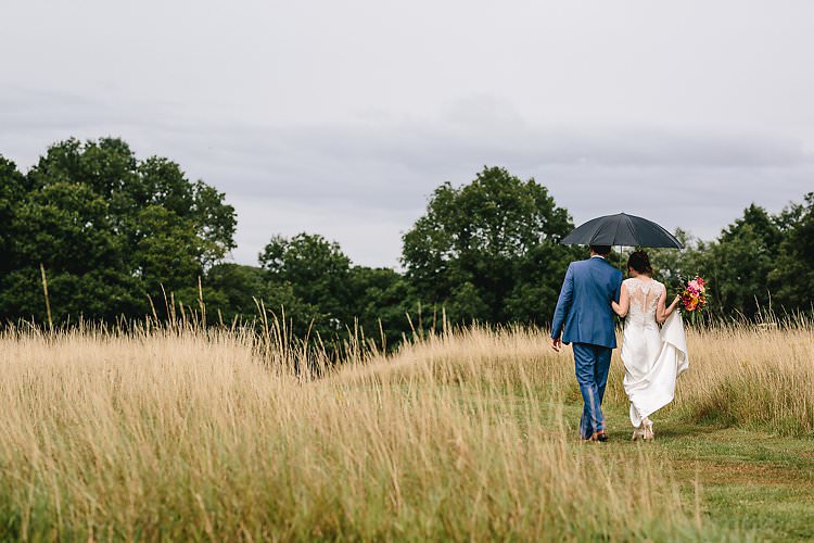 Tropical Countryside Tipi Wedding https://parkershots.com/