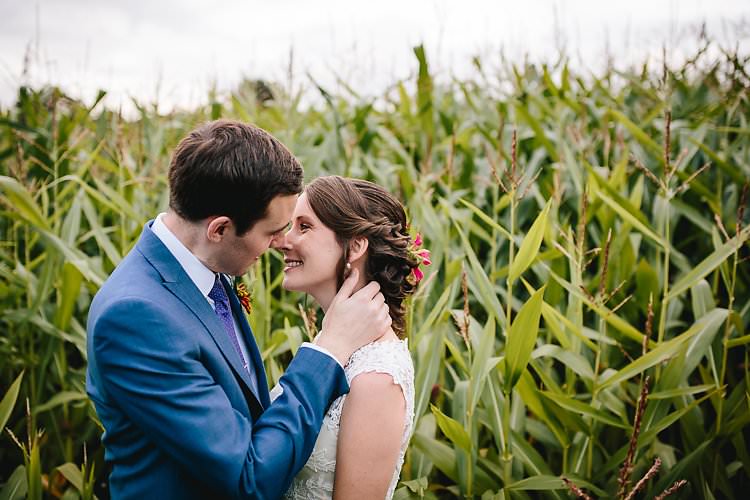Tropical Countryside Tipi Wedding https://parkershots.com/