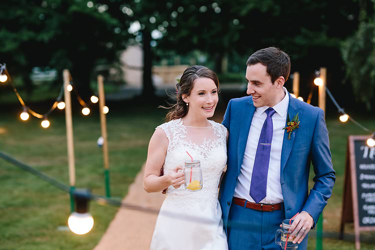 Tropical Countryside Tipi Wedding https://parkershots.com/