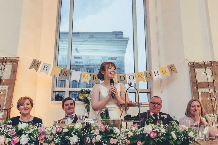 Top Table Pink Roses Bride Speech Bunting Garland Foliage Flower Runner | Greenery Burgundy City Autumn Wedding http://lisahowardphotography.co.uk/
