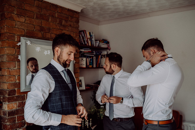 Stylish Rainy Festival Wedding http://albatrossandmariner.co.uk/