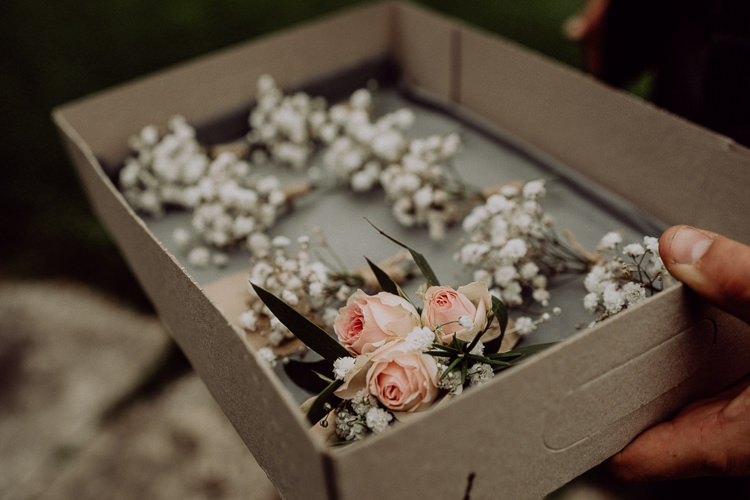 Stylish Rainy Festival Wedding http://albatrossandmariner.co.uk/