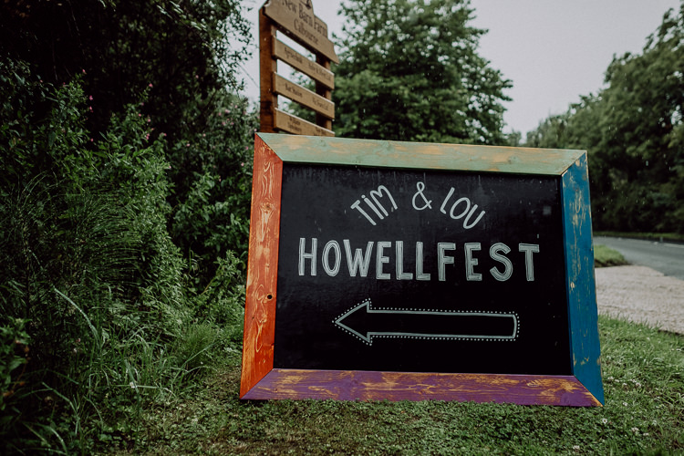 Stylish Rainy Festival Wedding http://albatrossandmariner.co.uk/