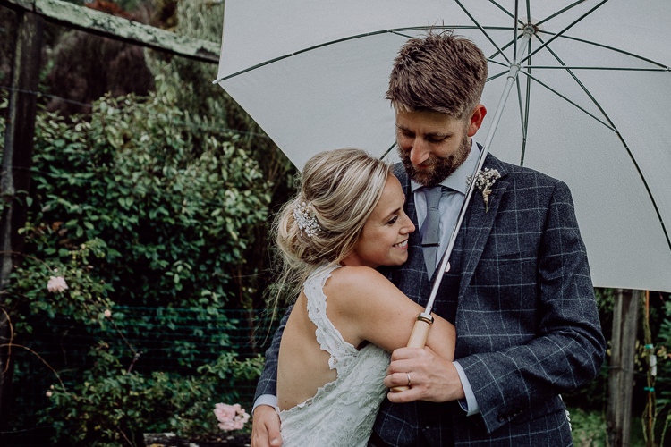 Stylish Rainy Festival Wedding http://albatrossandmariner.co.uk/