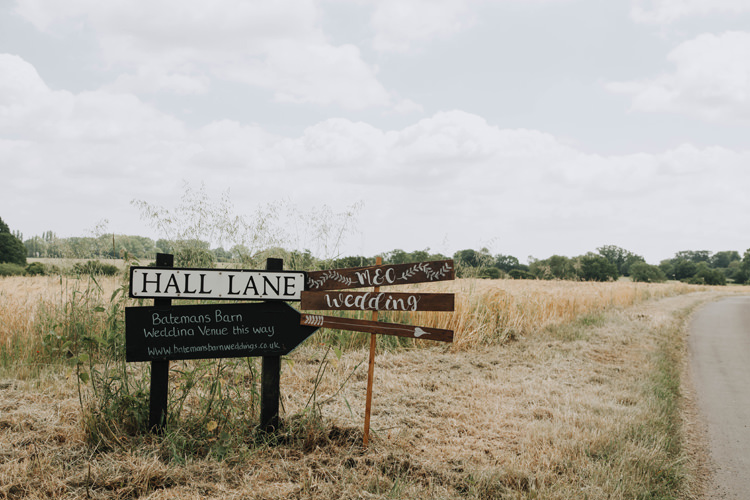 Orange Country Barn Wedding http://www.meganduffield.com/