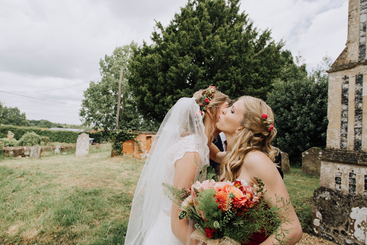 Orange Country Barn Wedding http://www.meganduffield.com/