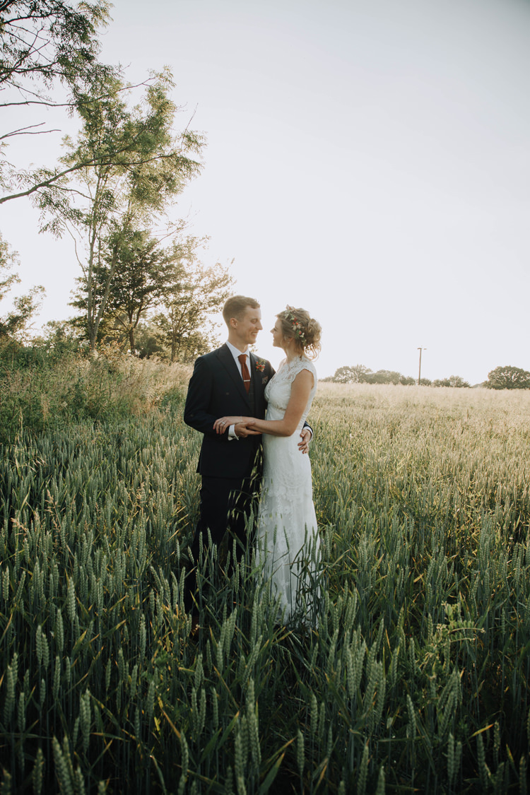 Orange Country Barn Wedding http://www.meganduffield.com/