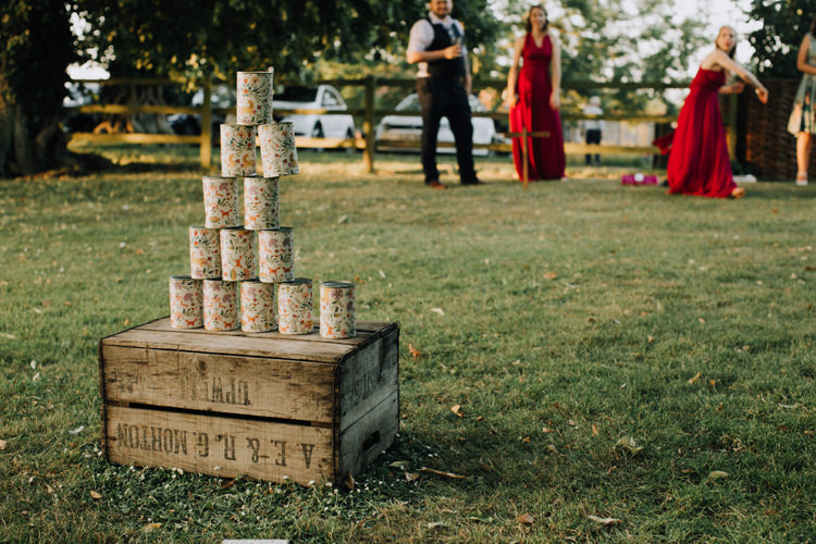 Fete Games Orange Country Barn Wedding http://www.meganduffield.com/