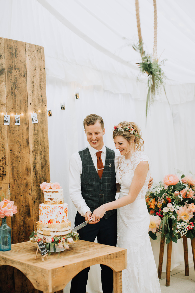 Orange Country Barn Wedding http://www.meganduffield.com/