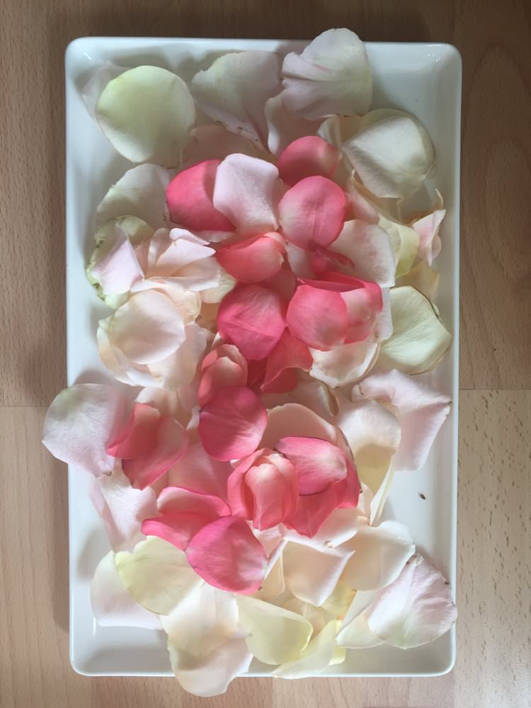 Confetti DIY How To Wedding Petal Flower Drying Tutorial