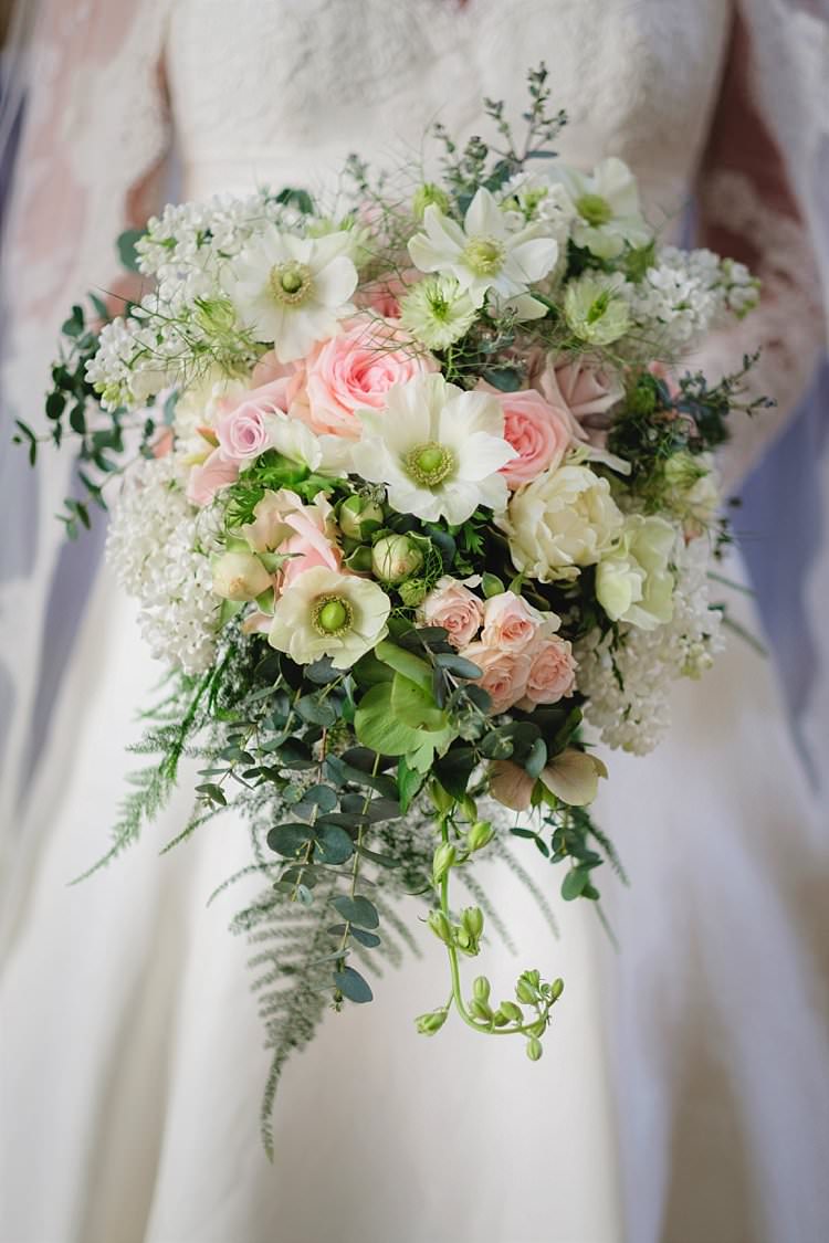Wedding Offers Discounts 2018 https://www.theenglishflorist.co.uk/