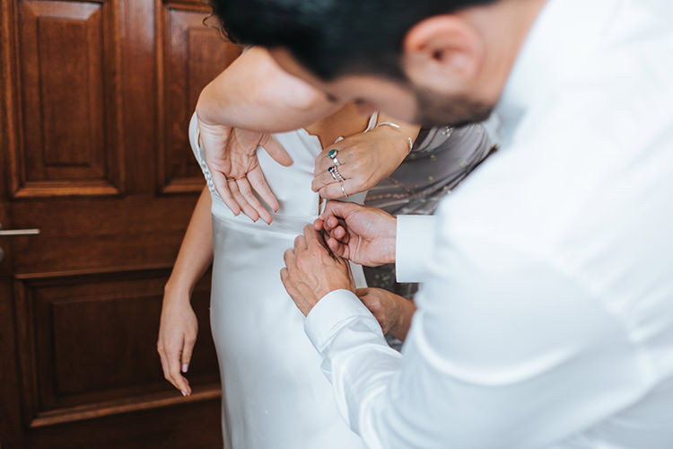 Modern Artistic Colour Pop City Wedding http://missgen.com/