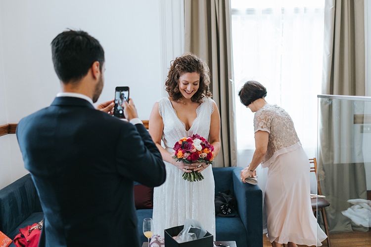 Modern Artistic Colour Pop City Wedding http://missgen.com/