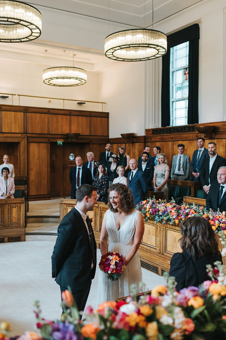 Modern Artistic Colour Pop City Wedding http://missgen.com/