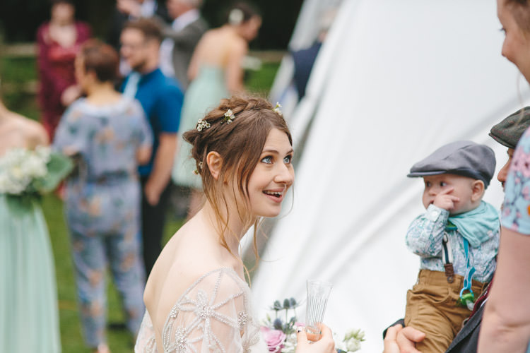 Happy DIY Woodland Wedding http://www.elliegracephotography.co.uk/