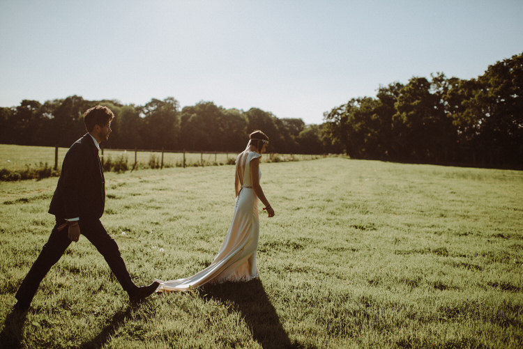 Vegan Handfasting Summer Garden Party Wedding https://www.elliegillard.co.uk/