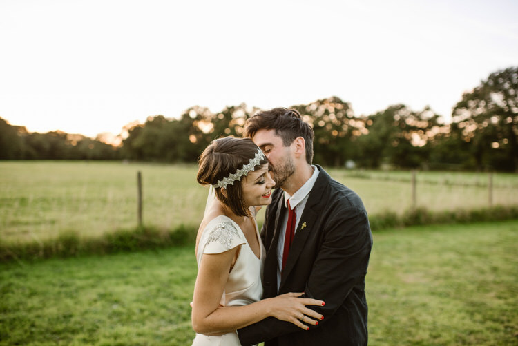 Vegan Handfasting Summer Garden Party Wedding https://www.elliegillard.co.uk/