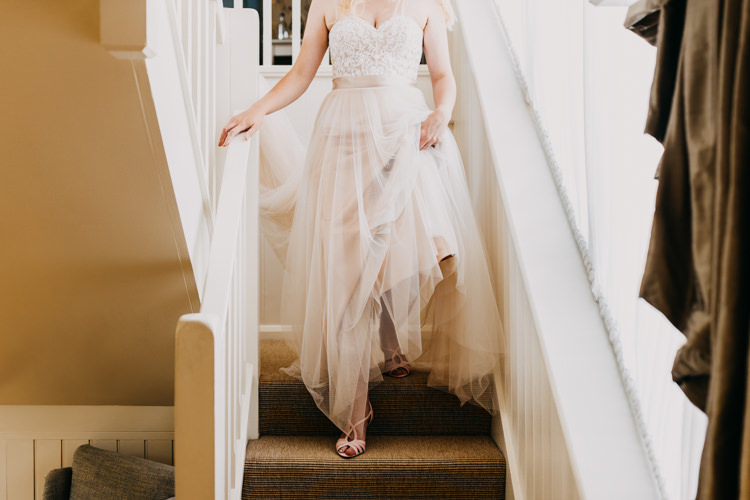 Bride Pink Blush Rose Gold Sweetheart Watters Dress Lace Tulle Peep Toe | Rustic Relaxed Cornflower Blue Barn Wedding http://www.peterhugophotography.com/