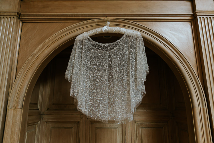 Bride Prep Short Beaded Bridal Cape | Glitter Dinosaurs City Wedding https://struvephotography.co.uk/