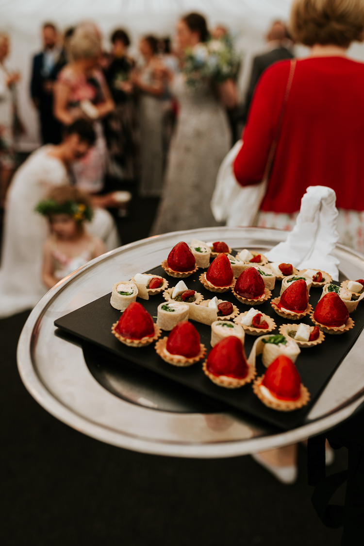 Canapes Bride Groom Reception Cocktails Informal | Glitter Dinosaurs City Wedding https://struvephotography.co.uk/