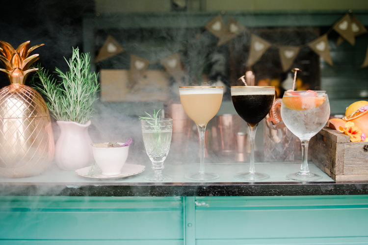 Cocktails Bar Outdoorsy Late Summer Marquee Wedding Ideas http://www.esmefletcher.com/