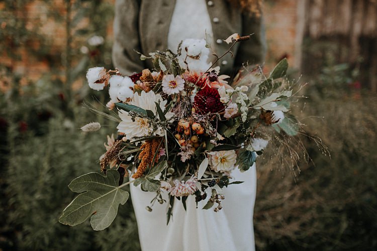 Bouquet Flowers Bride Bridal Ribbon Greenery Banquets Bonfires Autumn Wedding Ideas https://lolarosephotography.com/