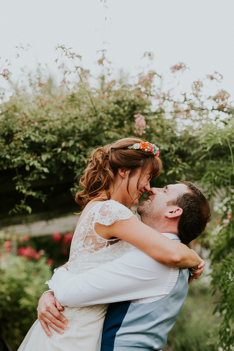 Bright Colourful DIY Back Garden Wedding http://jonnymp.com/